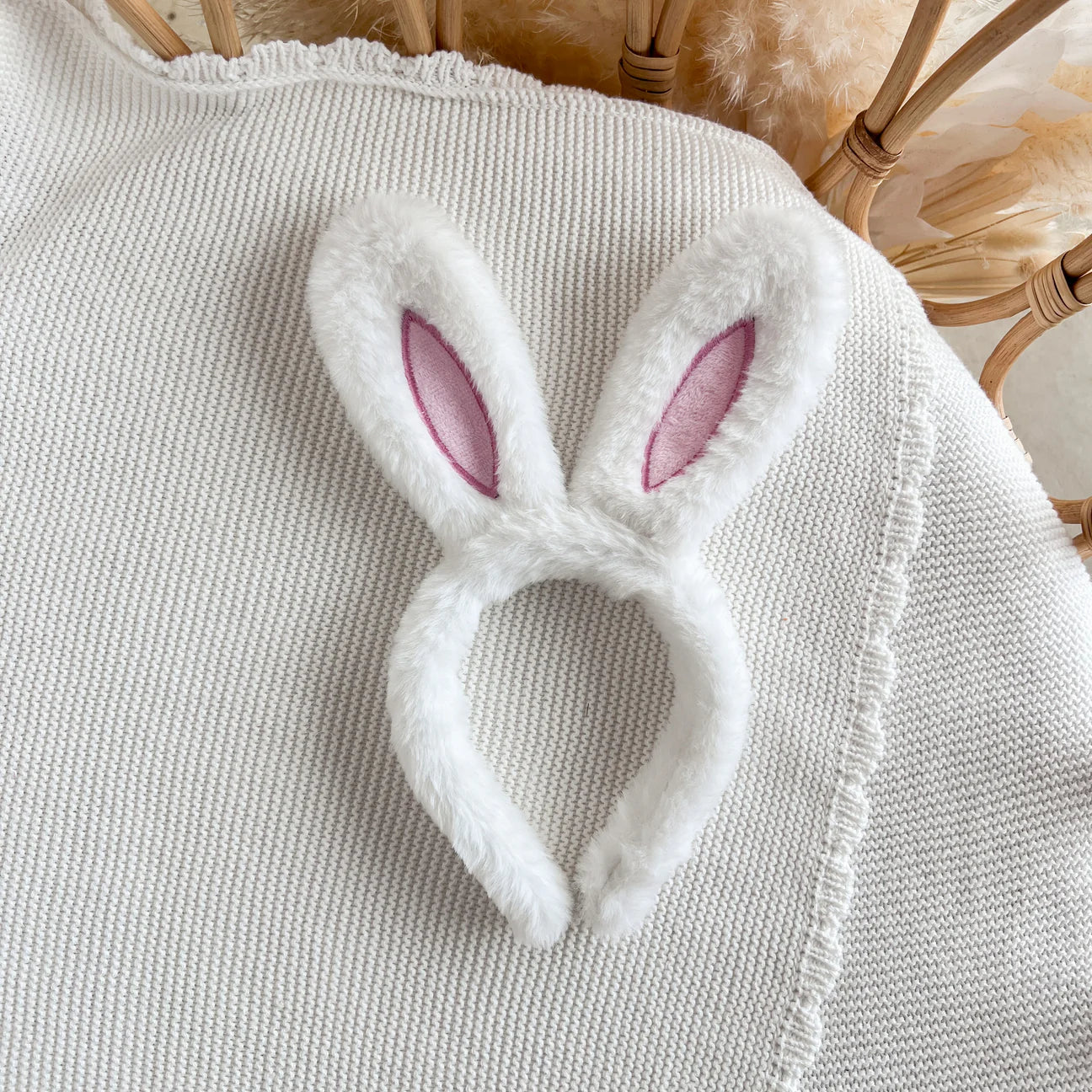 Bunny Ears | White